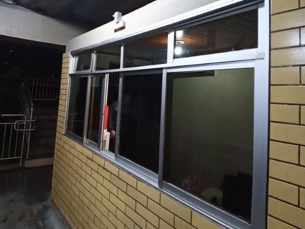 Películas isofilme comercial em Piracicaba Película para vitrines Piracicaba